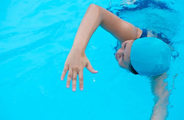 Ile trwa nauka pływania dzieci i co wpływa na czas nauki? Ile trwa nauka pływania dzieci i co wpływa na czas nauki?