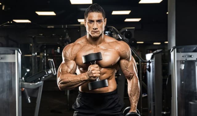 Ile ćwiczeń na treningu? Oto, co musisz wiedzieć, aby nie popełnić błędu Ile ćwiczeń na treningu? Oto, co musisz wiedzieć, aby nie popełnić błędu